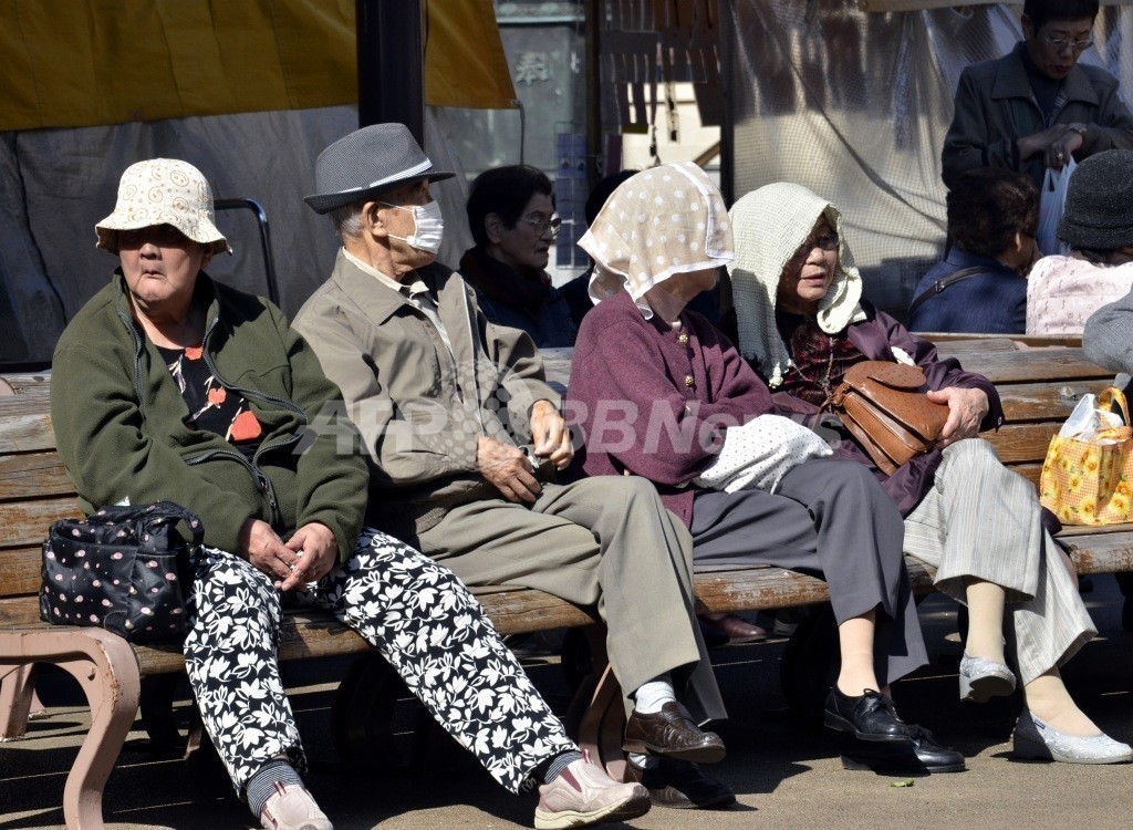 日本の人口、50年後には3割減 日本の人口、50年後には3割減