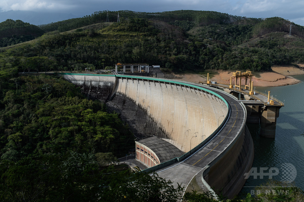 干ばつで水不足、水力発電所が操業停止 ブラジル 干ばつで水不足、水力発電所が操業停止 ブラジル
