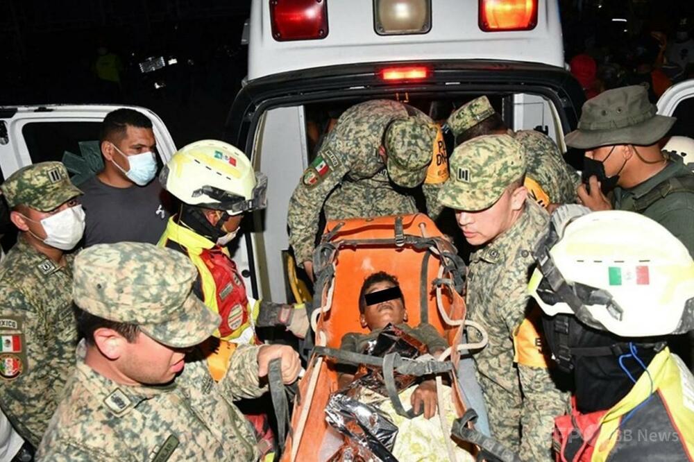 ベネズエラ地震、死者1700人超 数万人安否不明 救助活動続く