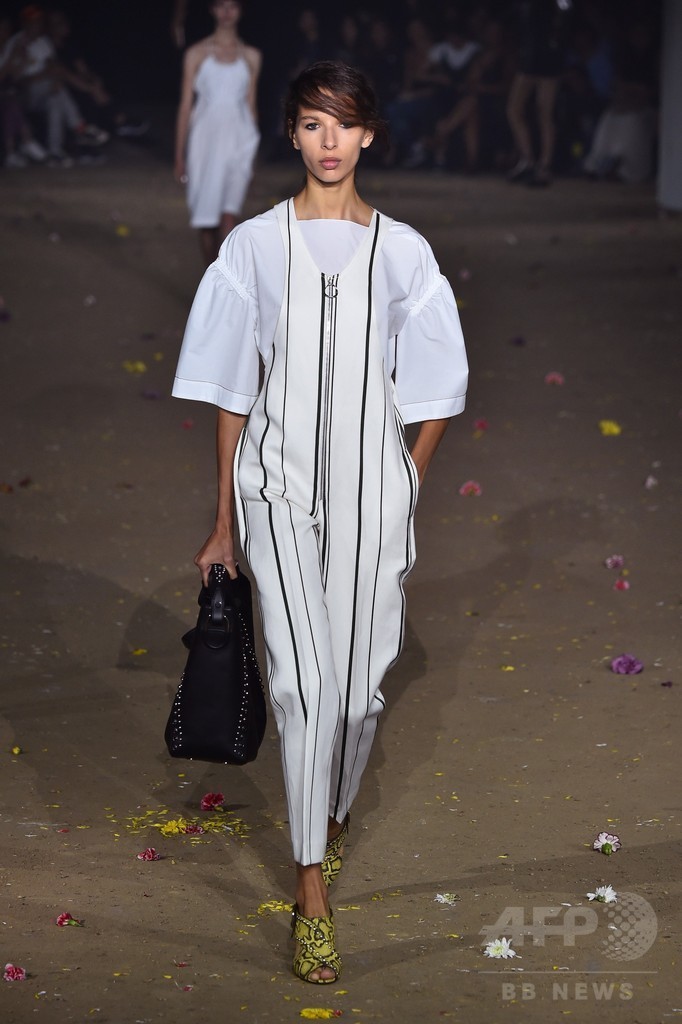 「3.1 フィリップ リム」17年春夏