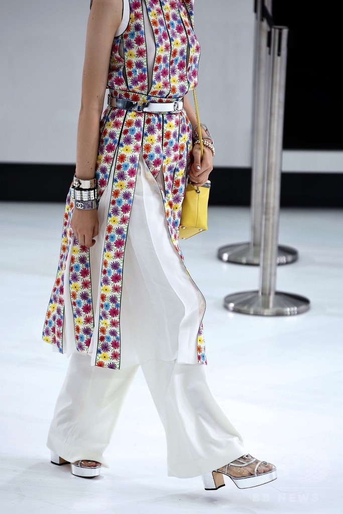 「シャネル」16年春夏コレクション