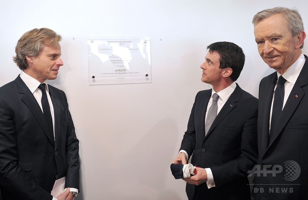 仏首相も視察、「ゲラン」が新生産施設をオープン