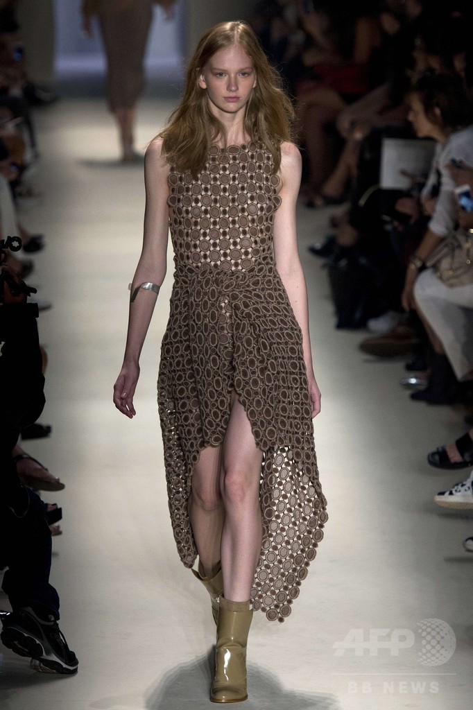 ドナテラ・ヴェルサーチもコレクション発表、「サンパウロ・ファッション・ウィーク」開催