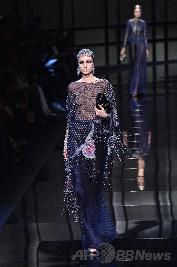 ＜14年春夏パリ・オートクチュール＞ジョルジオ アルマーニ プリヴェ