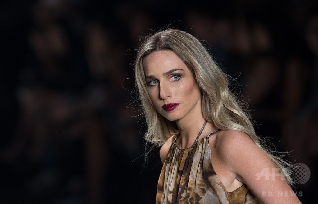 ドナテラ・ヴェルサーチもコレクション発表、「サンパウロ・ファッション・ウィーク」開催