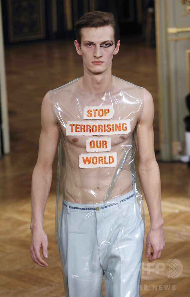 パリ・ファッションウイーク、テロ事件受け厳戒態勢のもと開催へ