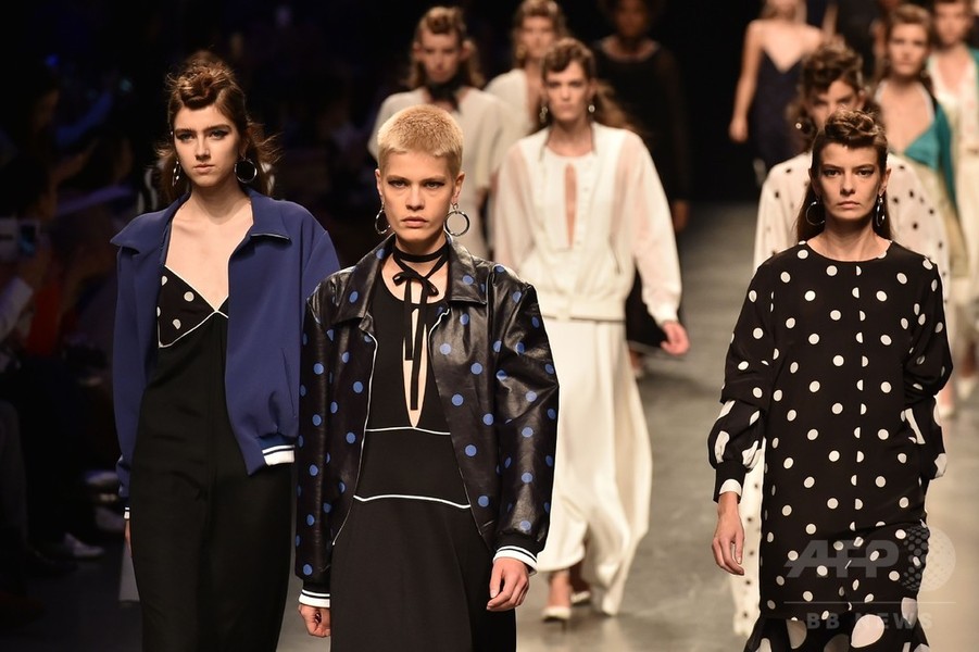 「アンテプリマ」17年春夏