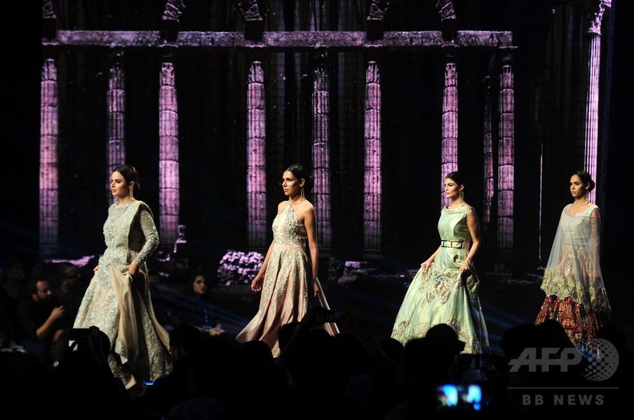 カラチでブライダル・クチュール・ファッションウィーク2016開催