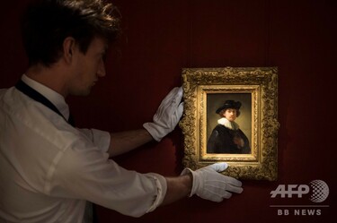 個人所蔵のレンブラント自画像、約20億円で落札 英ロンドン 写真1枚