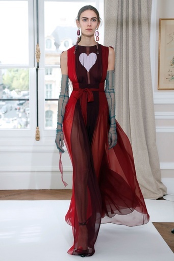 「スキャパレリ」17/18年秋冬パリ・オートクチュール