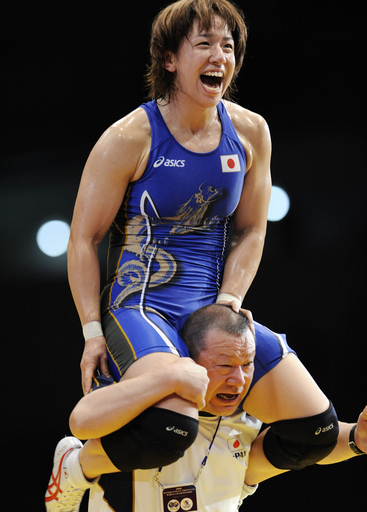 浜口 72キロ級で銅メダル、女子レスリング世界選手権