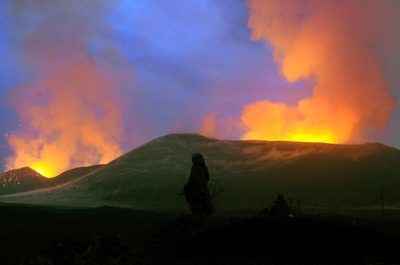 噴火で活気づく火山観光、コンゴ民主共和国