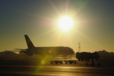 南ア当局、タンザニア航空機を差し押さえ 国有地の補償金未払いで