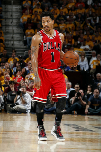 ブルズがキャバリアーズに先勝、ローズが25得点