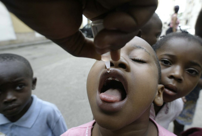 コロナ禍、支援なければ貧困国で甚大被害も 医療リソース不足で子ども120万人死亡の恐れ