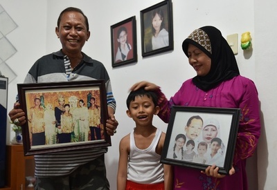 スマトラ沖大地震から10年、新しい家族が人々の希望に