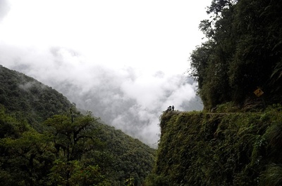 コロナ禍の観光業救済へ奇策、公務員に臨時休暇 ボリビア