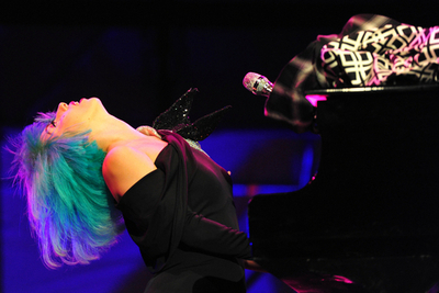 レディー・ガガ、同性愛者の祭典「ユーロプライド」に出演