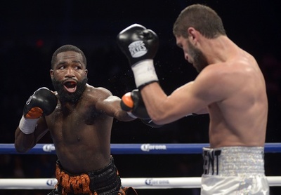 ブローナーがWBAスーパーライト級王座を獲得