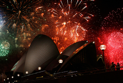 APEC開催中のシドニーで盛大な花火ショー