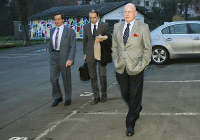 スイス航空、経営破たん問題めぐる裁判が開廷 - スイス