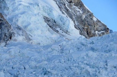 ネパール、エベレスト雪崩事故めぐり大きな影響