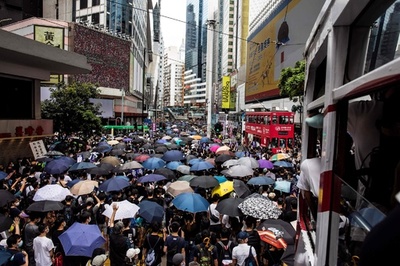 香港警察、中国による「国家安全法」の整備計画を歓迎