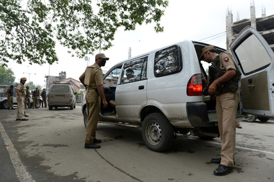 インド北部の観光地、イスラエル人女性が集団レイプ被害か