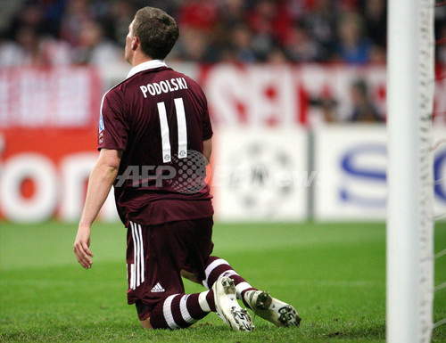 サッカー 欧州チャンピオンズリーグ ミラン バイエルンを降し3季連続の準決勝進出 ドイツ 写真59枚 ファッション ニュースならmode Press Powered By Afpbb News