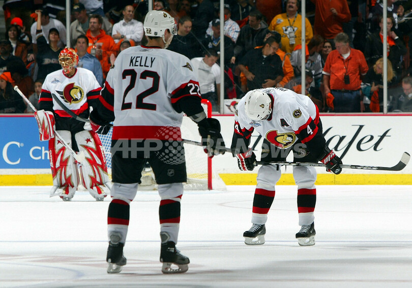 セネターズ 80年ぶりのスタンレー杯優勝を逃す