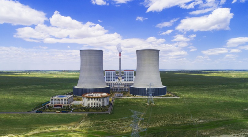 石炭火力発電の排煙から水を取り出す技術　中国内モンゴル自治区