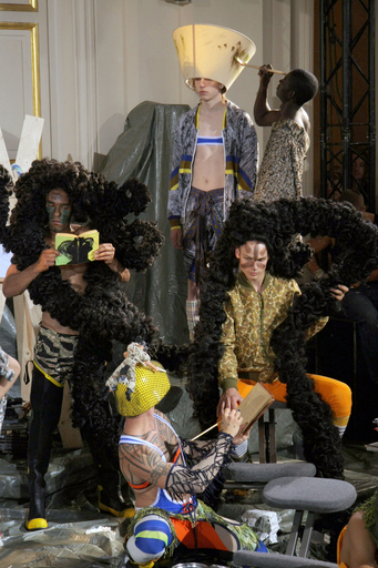 10年春夏パリ・メンズコレクション＞ベルンハルト・ウィルヘルム、新作