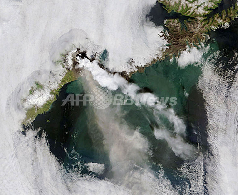 アラスカのオクモク火山が噴火 写真1枚 国際ニュース Afpbb News