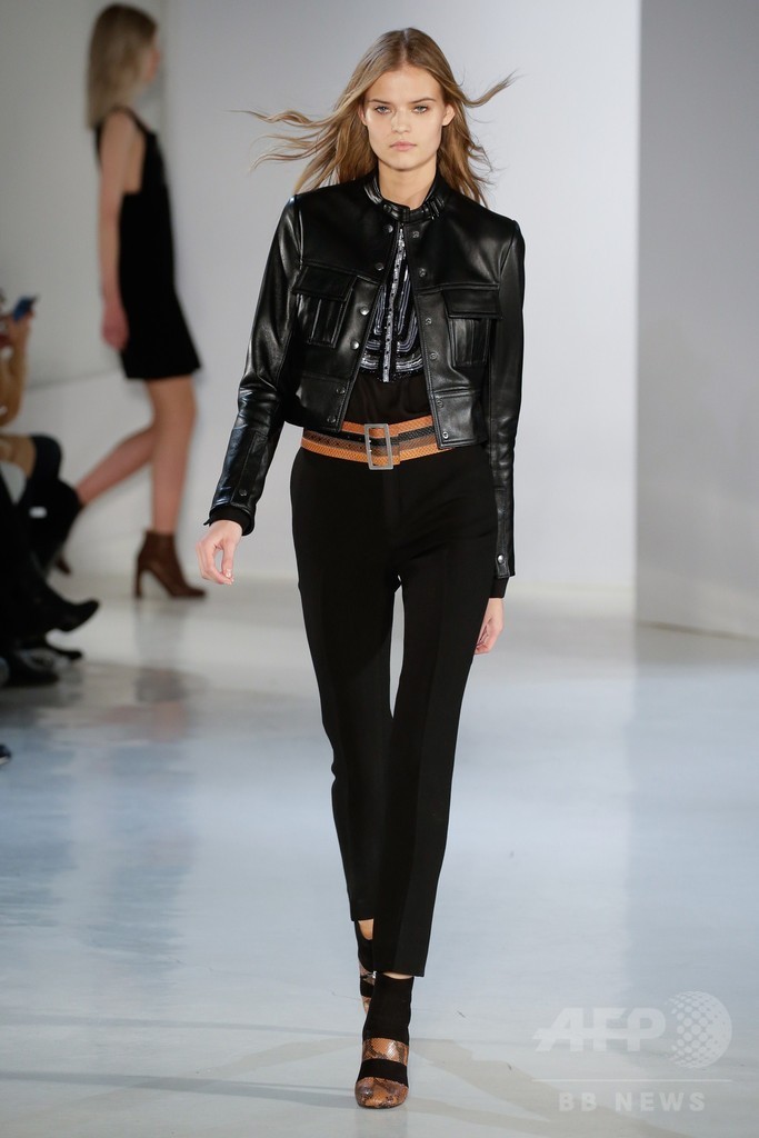 セクシー＆ロックなパーティスタイル、「ジル・スチュアート」15/16年秋冬