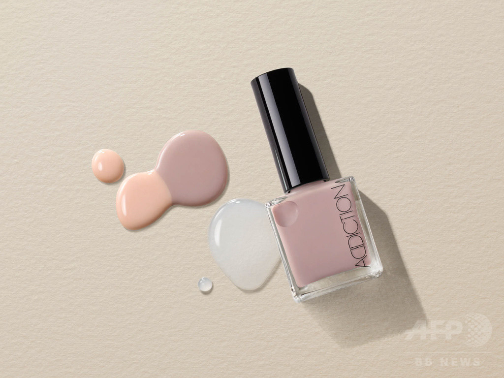 「アディクション」北欧のヘイジーな秋コレクション