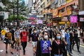 香港で、民主派によるデモに参加する人々（2020年5月24日撮影）。(c)AFP/Anthony WALLACE