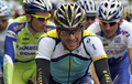 第92回ジロ・デ・イタリア（%%2009 Giro d&apos;Italia%%）第7ステージ（インスブルックからキアヴェンナ、244キロメートル）。チームコロンビア-ハイロード（%%Team Columbia-High Road%%）のエドヴァルド・ボアッソン（%%Edvald Boasson Hagen%%、ノルウェー）が、5時間56分53秒を記録してステージ優勝を飾った。写真は5時間57分51秒を記録してステージを142位で終えたアスタナ（%%Astana%%）のランス・アームストロング（%%Lance Armstrong%%）。（2009年5月15日撮影）(c)AFP/DAMIEN MEYER