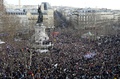 仏パリ（Paris）のレピュブリック広場（Place de La Republique）で行われた反テロ集会（2015年1月11日撮影）。(c)AFP/BERTRAND GUAY