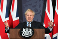 英ロンドンで、英国と欧州連合（EU）が貿易協定で合意したことを発表するボリス・ジョンソン英首相（2020年12月24日撮影）。(c)Paul GROVER / POOL / AFP