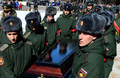 ロシア・サンクトペテルブルクで行われる、ウクライナ侵攻で死亡したロシア兵の葬儀（2022年4月11日撮影、資料写真）。(c)AFP