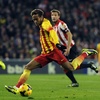 13-14スペイン1部リーグ第15節、アスレティック・ビルバオ（Athletic Bilbao）対FCバルセロナ（FC Barcelona）。得点を狙うFCバルセロナのネイマール（Neymar da Silva Santos Junior、2013年12月1日撮影）。(c)AFP/RAFA RIVAS