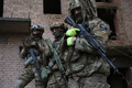 ウクライナ東部スラビャンスクで、訓練に参加する兵士（2022年11月23日撮影）。(c)Anatolii Stepanov / AFP