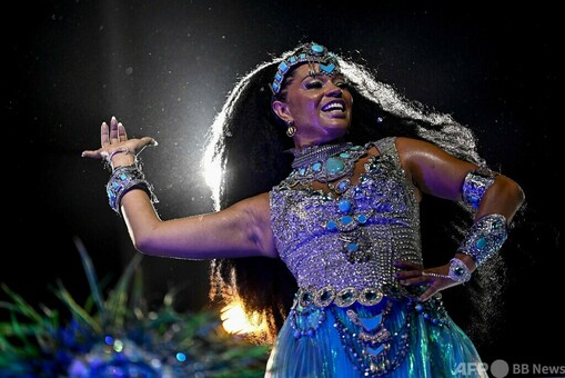 リオのカーニバル最高潮 3年ぶり通常開催 写真40枚 国際ニュース