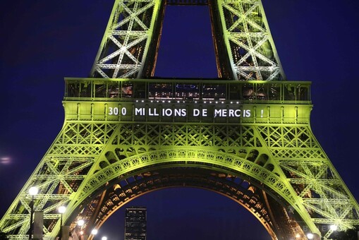 パリのエッフェル塔、来場者3億人突破 音楽祭で祝う 写真13枚 国際