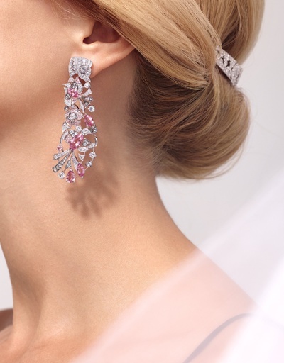 自由で奔放な新作ハイジュエリー「ココ アヴァン シャネル」