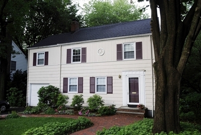 米国で逮捕されたロシア諜報員、まるで冷戦時代のスパイ映画