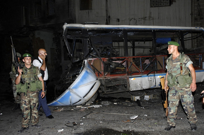 ベイルートでバスを標的とした爆弾攻撃、7人負傷