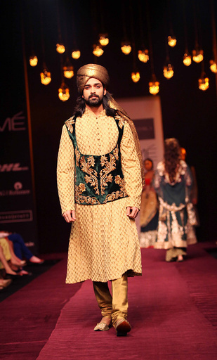 ＜13年秋冬ラクメ・ファッション・ウィーク＞Shyaml and Bhumika