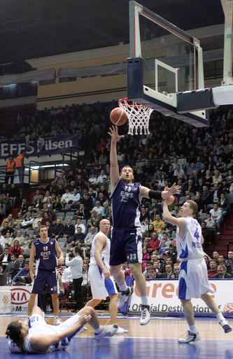 ＜バスケットボール ユーロリーグ＞エフェス・ピルセン レギュラーシーズンを8勝6敗で終える - トルコ