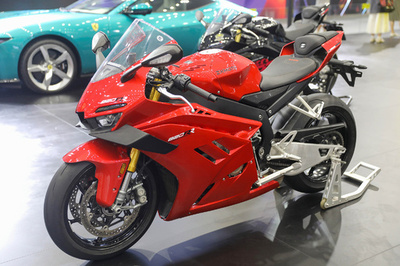 中国「張雪オートバイ」がWSBKで快挙、欧日メーカーの牙城を崩す